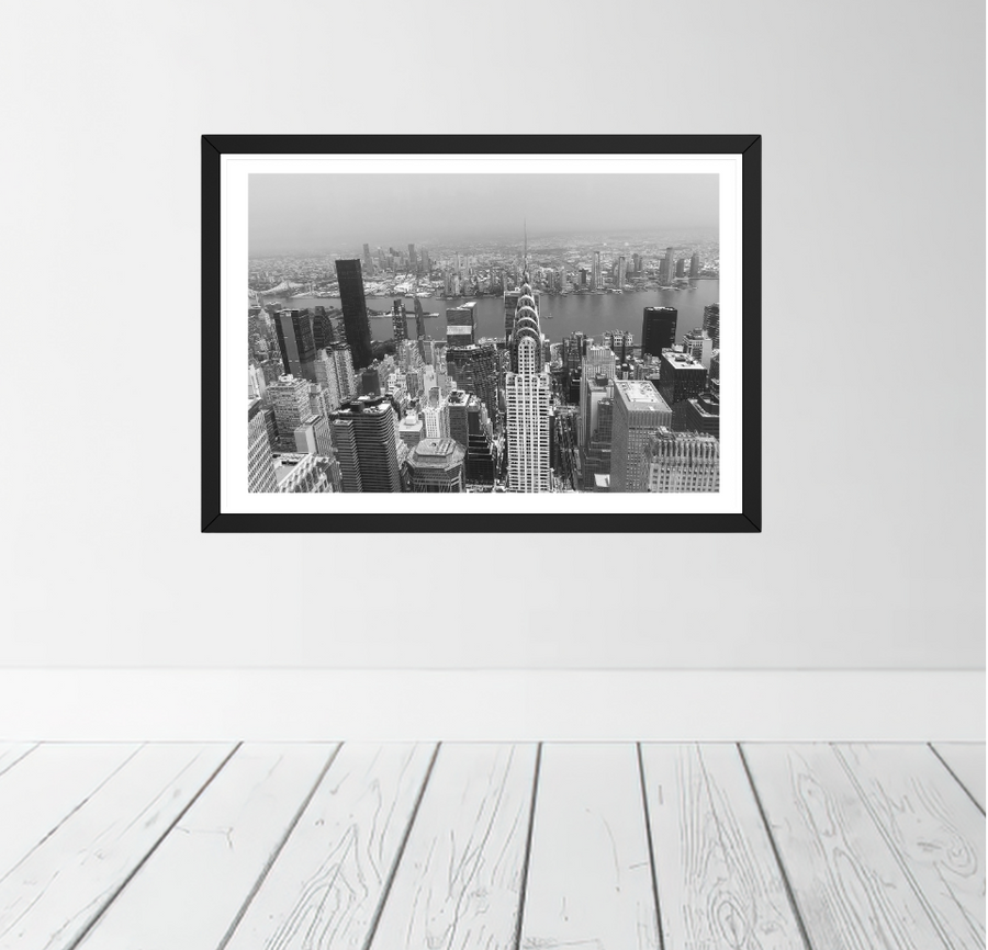 New York Chrysler building in black & white