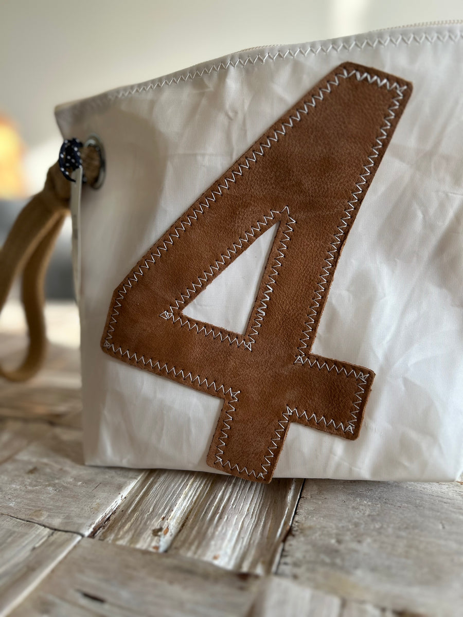 727 Sailbags Midinette clutch with rope handle made from upcycled sails