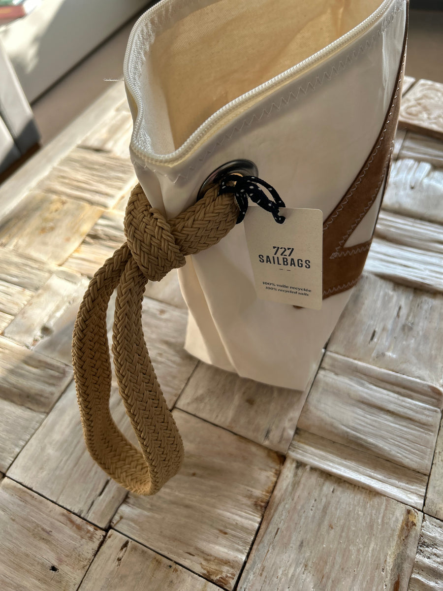 727 Sailbags Midinette clutch with rope handle made from upcycled sails
