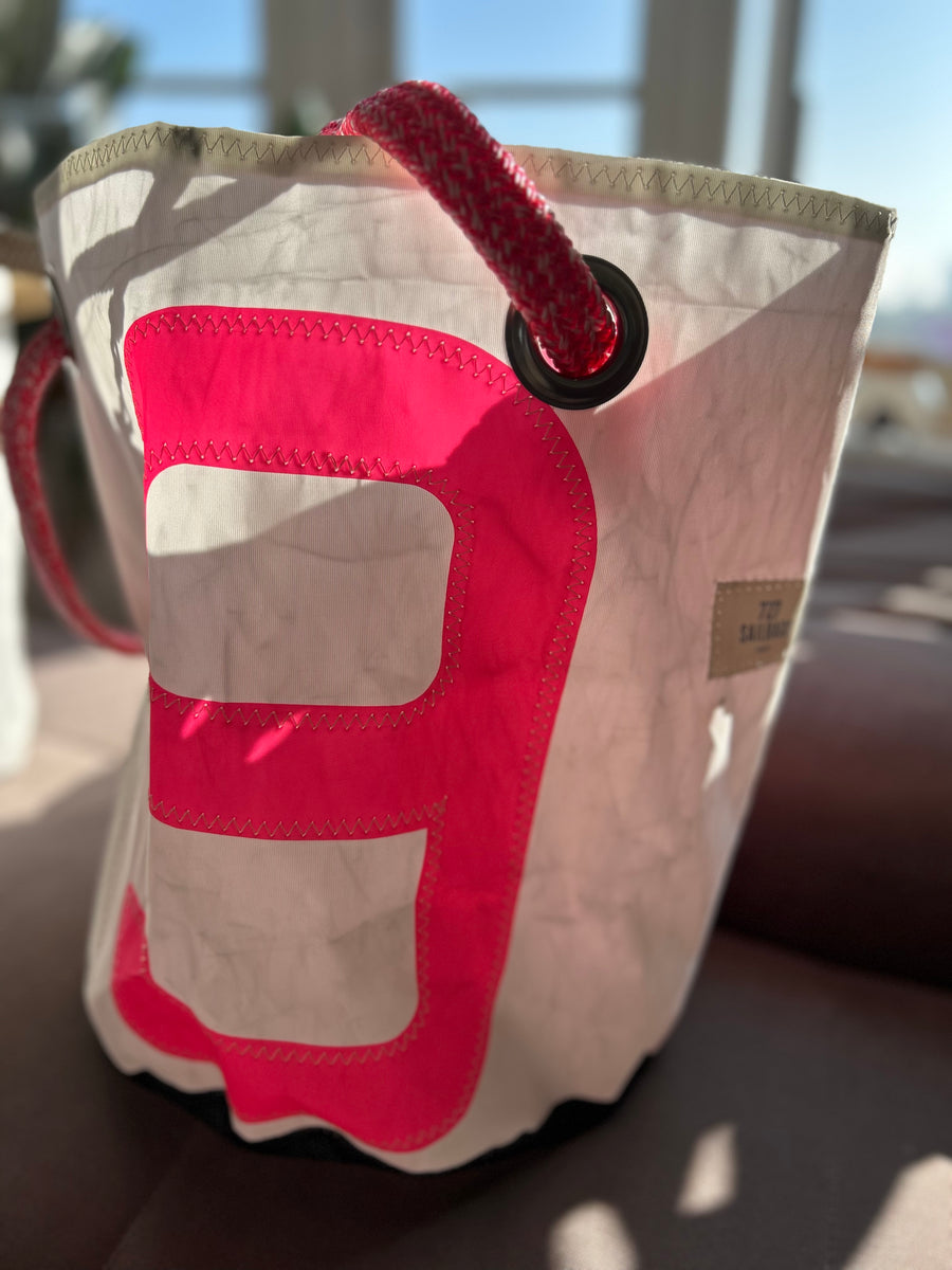 727 Sailbags beach bag made from upcycled sails
