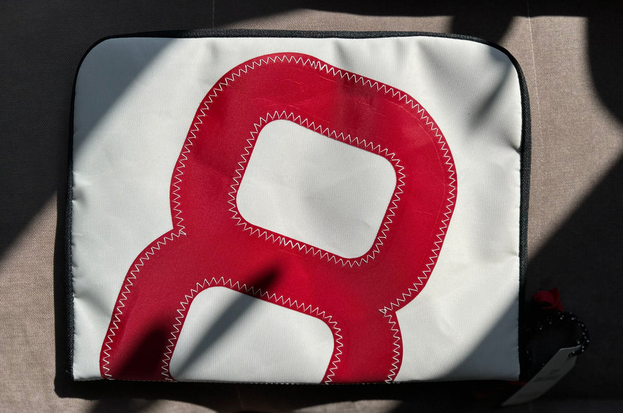 727 Sailbags MacBook laptop case 13"- 13,3''  made from upcycled sails