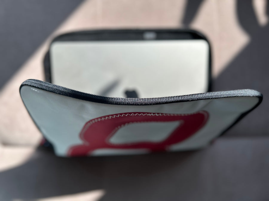 727 Sailbags MacBook laptop case 13"- 13,3''  made from upcycled sails